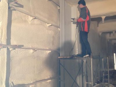 土建冷庫維護(hù)板安裝